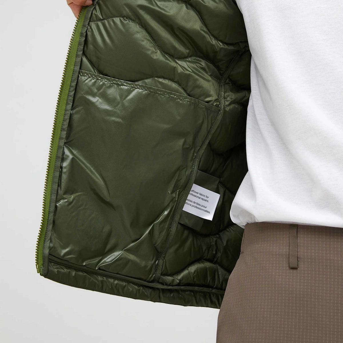 Helium Utility Down Hood Jacket | Men's Peak Performance Men's Insulated Jackets