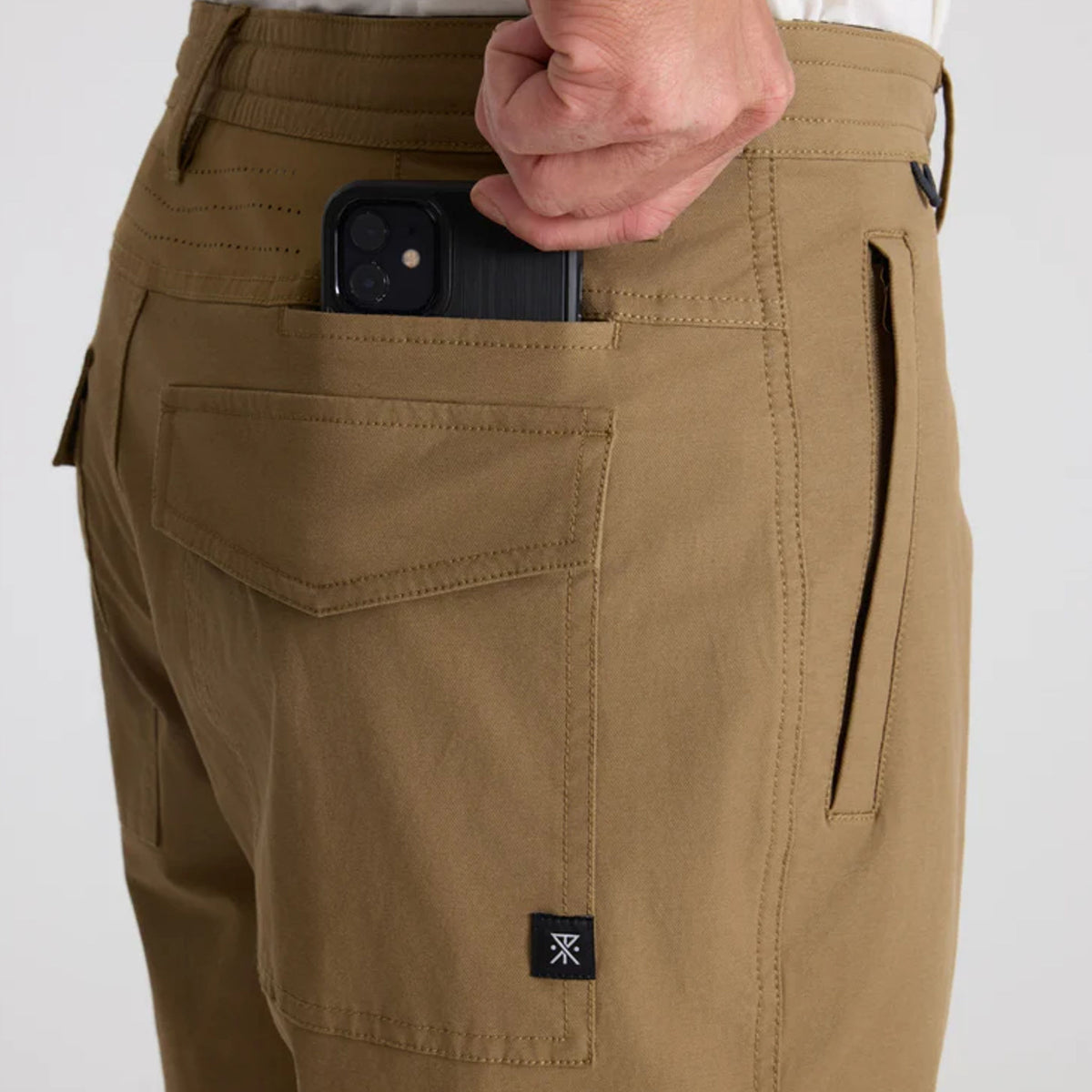 Layover Pro Traveler Short ROARK Men's Shorts