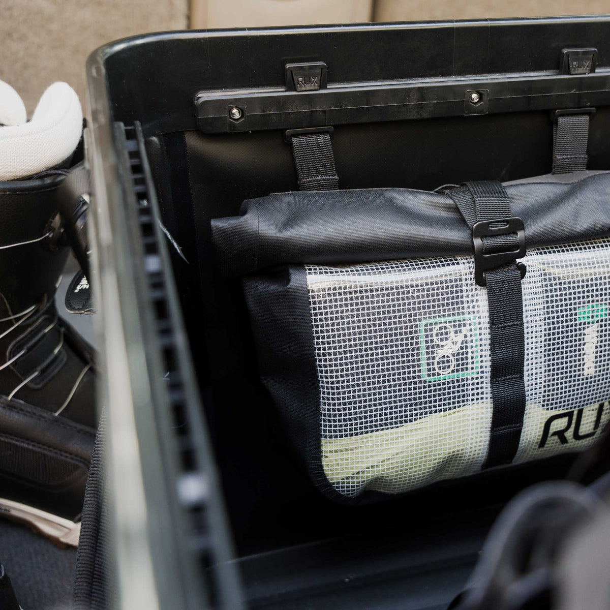 RUX Waterproof Packing Pocket 2L RUX PK0126-A35WP-2B Camp Storage Bags 2L / Black With Clear