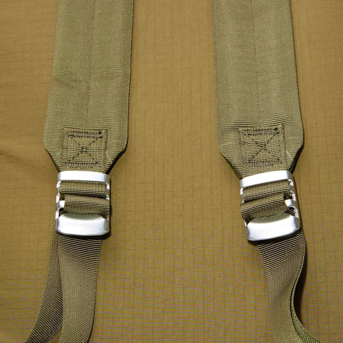 GRID Rolltop Backpack 14" Sandqvist 260405613 Backpacks One Size / Olive
