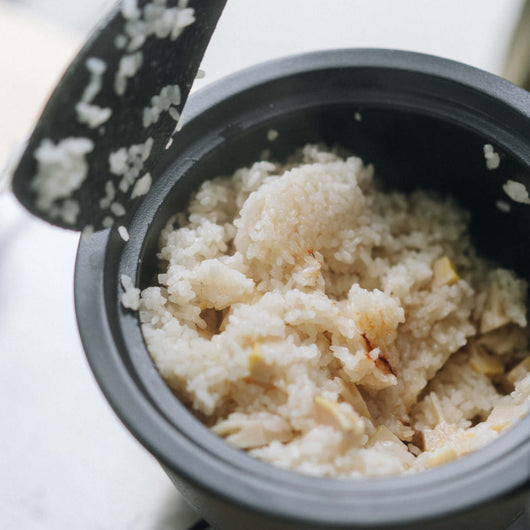 Snow Peak | Earthen Pot Zen | Clay Pot Rice Set | Black | WildBounds