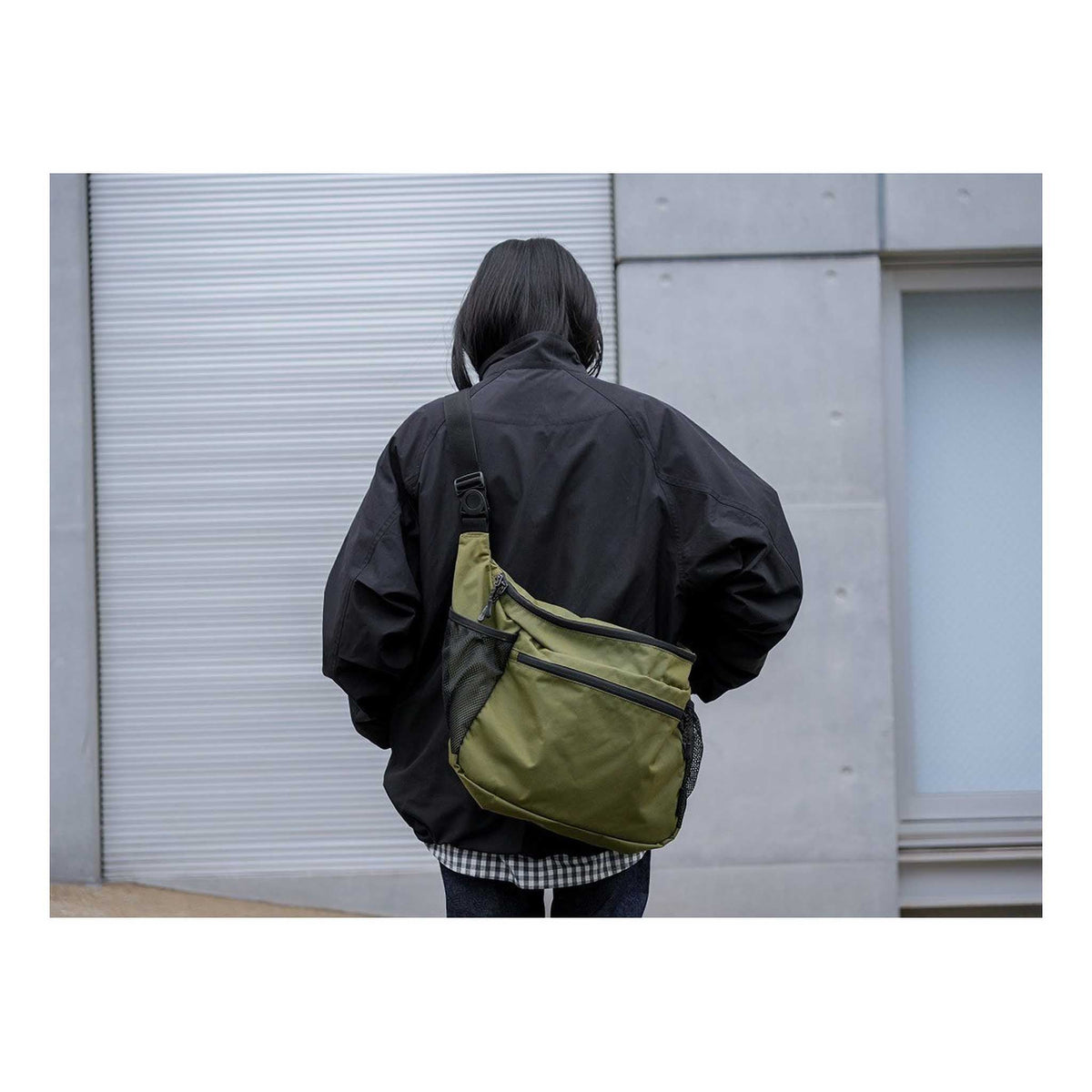 Everyday Use Middle Shoulder Bag Snow Peak AC-25SU40300066 Messenger Bags One Size / Olive