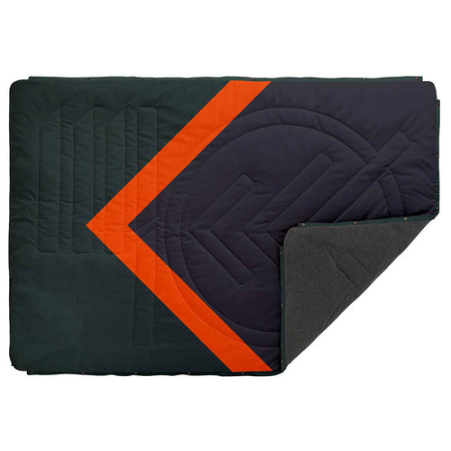 Fleece Pillow Blanket Voited V21UN03BLFLCCBI Blankets One Size / Cabin