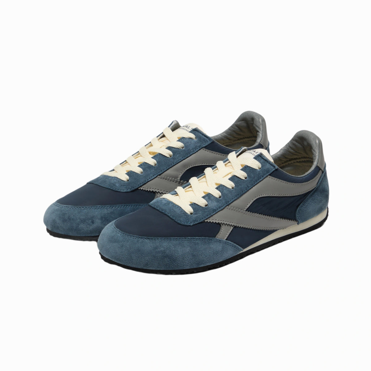 Gymmie Walsh Unisex Shoes