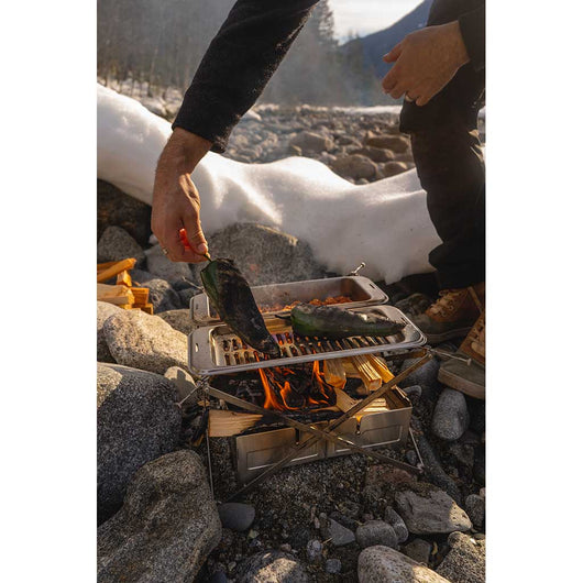 wolf-and-grizzly-cook-set-camp