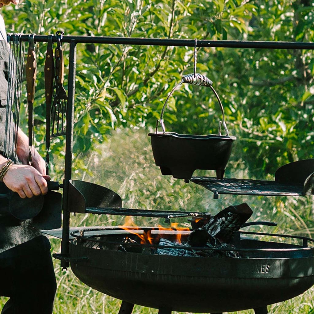 Cast Iron Dutch Oven Barebones Living Dutch Ovens